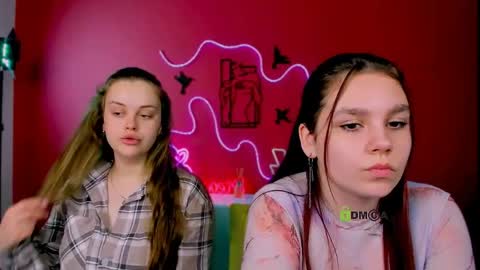 Kat online show from April 1, 5:19 am