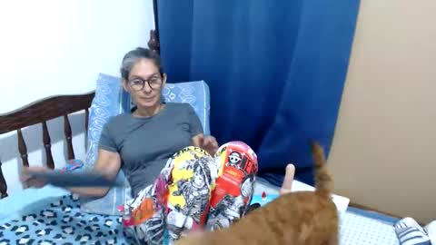 angel online show from February 13, 7:43 pm