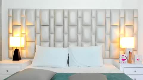 katy blonde girl and paola big boobs online show from February 24, 7:56 pm