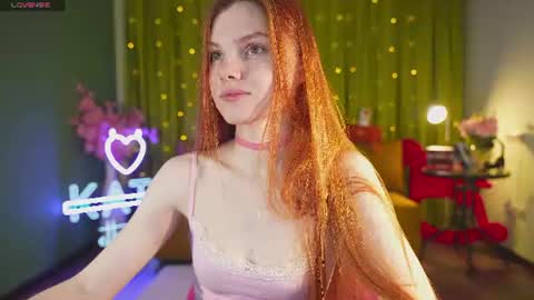 Snapshot of katy_ethereal chatting on July 1, 3:19 am Katy - online show from July 1, 3:19 am