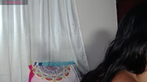 Snapshot of katy_lone123 chatting on October 13, 1:00 pm katy_lone123 online show from October 13, 1:00 pm