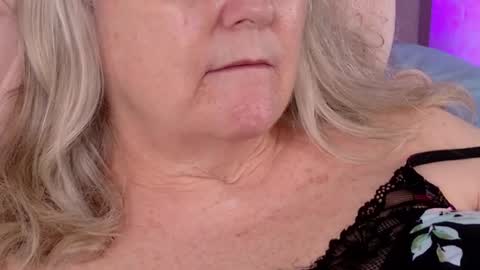 katy_nicole online show from May 2, 7:08 pm