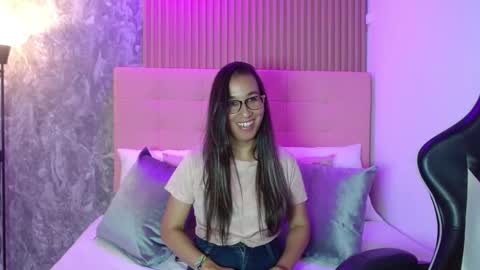 Snapshot of katy_sins chatting on September 24, 1:03 pm Katy online show from September 24, 1:03 pm