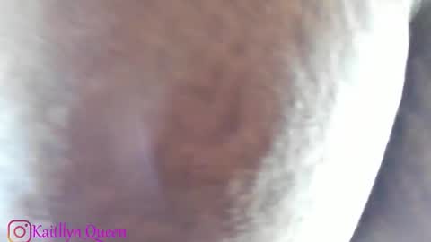 Kaitllyn Queen online show from December 21, 5:03 am