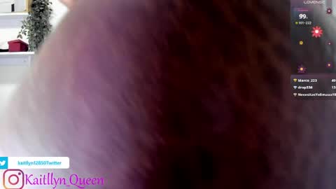 Kaitllyn Queen online show from May 7, 3:56 am