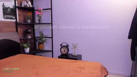 Snapshot of katyablonding chatting on October 25, 8:03 pm salo online show from October 25, 8:03 pm