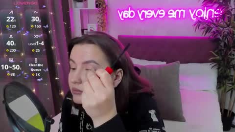 Kate online show from October 22, 6:57 am