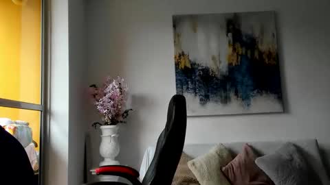 Snapshot of katydeliz chatting on April 10, 4:01 pm katy deliz online show from April 10, 4:01 pm