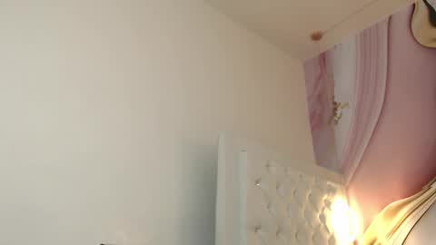 katy  online show from September 25, 7:17 pm