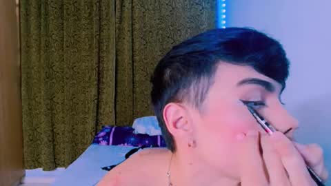 Snapshot of katykennex chatting on January 13, 6:06 am KATY online show from January 13, 6:06 am