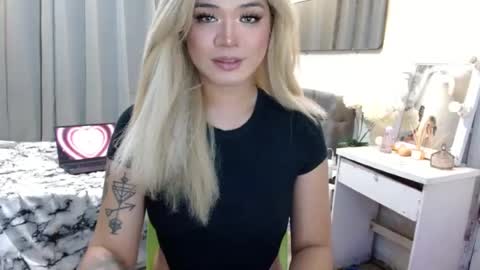 katykiat online show from July 19, 10:46 pm