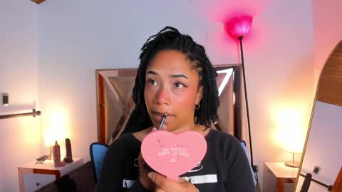 katyortiz online show from February 23, 11:40 am