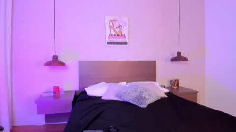 katy online show from December 17, 7:31 pm