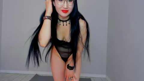 Niya online show from April 3, 3:48 am