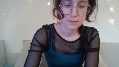 kawaii snowflake online show from July 26, 12:12 pm