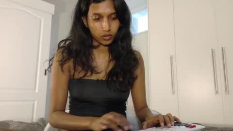 Snapshot of kawaiibabypie chatting on April 7, 12:38 pm kawaiibabypie online show from April 7, 12:38 pm