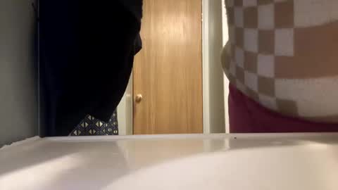 kay_la online show from October 18, 11:33 am