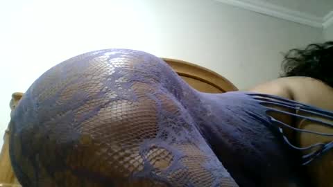Snapshot of kay_yarms chatting on July 18, 3:27 pm kay_yarms online show from July 18, 3:27 pm