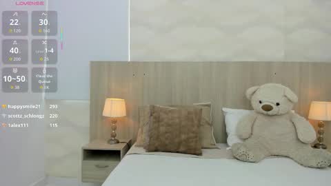 Snapshot of kaya_taraji chatting on October 2, 11:28 am online show from October 2, 11:28 am