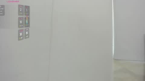   online show from November 7, 11:32 am