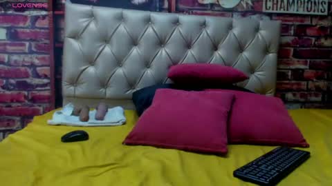 Snapshot of kaya_tatte chatting on May 19, 8:15 pm Kaya Tatte online show from May 19, 8:15 pm