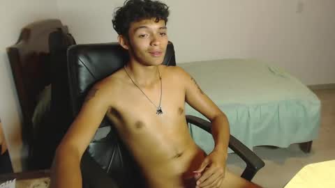 KAYDEN HELP ME TO REACH 10 LIKES online show from February 5, 6:59 pm