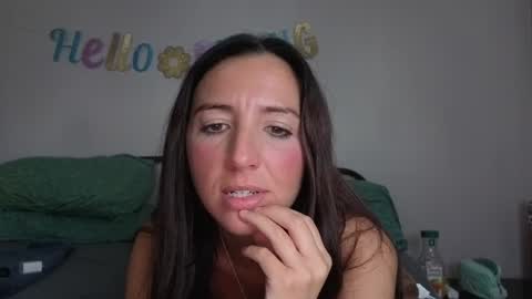 Snapshot of kaygraciee chatting on May 22, 2:33 pm jordyynashley online show from May 22, 2:33 pm