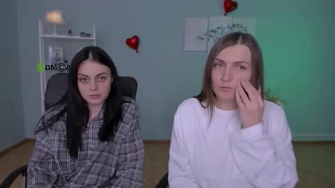 Snapshot of kayla_myth chatting on February 18, 3:08 pm Cute Kayla online show from February 18, 3:08 pm