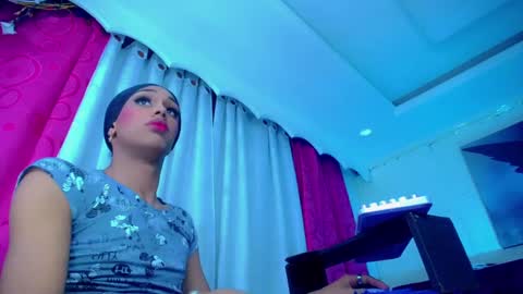 Snapshot of kayla_sexx chatting on September 26, 2:37 am kayla_sexx online show from September 26, 2:37 am