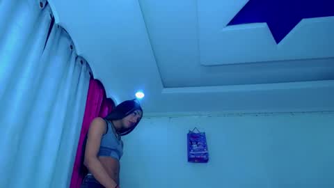 kayla_sexx online show from May 8, 10:59 pm