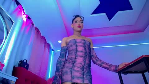 Snapshot of kayla_sexx chatting on June 19, 2:05 am kayla_sexx online show from June 19, 2:05 am