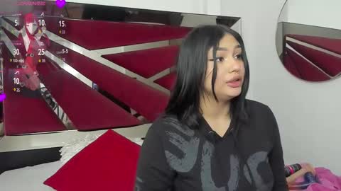 Snapshot of kaylahank chatting on October 20, 11:43 am kaylahank online show from October 20, 11:43 am