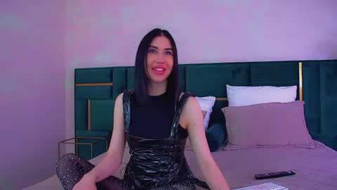 Kayla online show from July 22, 6:27 am