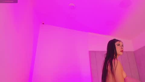 Snapshot of kaylarossi chatting on January 26, 6:37 pm Kayla online show from January 26, 6:37 pm