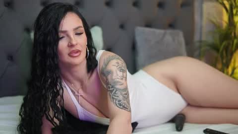 Snapshot of kaylavegas chatting on April 13, 10:04 pm Aria online show from April 13, 10:04 pm
