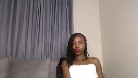Kaylee online show from May 15, 2:40 am