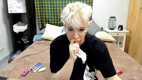 Snapshot of kayleen_xo chatting on September 21, 2:57 am Lisa online show from September 21, 2:57 am
