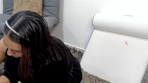 Kaylee Scott online show from October 1, 6:47 pm