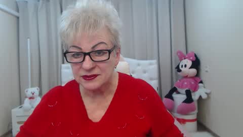 Snapshot of kaylesmoll chatting on February 21, 7:48 pm kaylesmoll online show from February 21, 7:48 pm