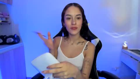 kaylie online show from May 5, 10:51 pm