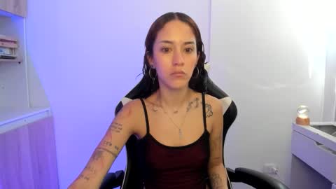 kaylie online show from May 19, 7:20 pm