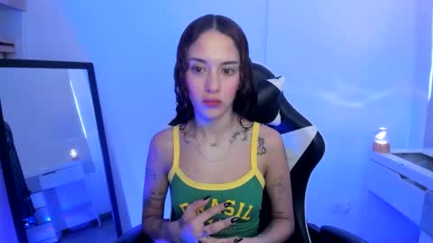 kaylie online show from May 23, 8:24 pm