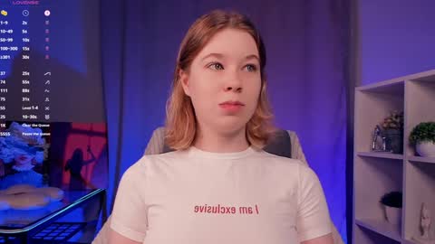 Hi Im Arina 3 online show from October 25, 11:29 am