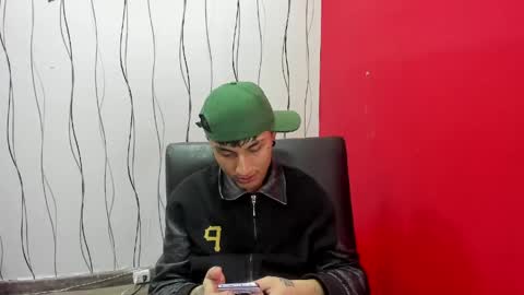 kayn_333 online show from June 6, 7:57 am