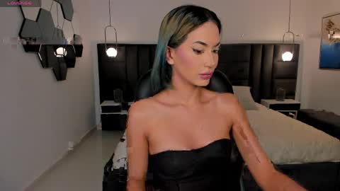 Kay online show from April 25, 3:53 am