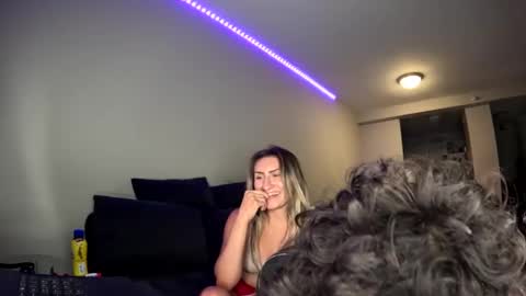 kaythepetiteblonde online show from October 7, 4:31 am