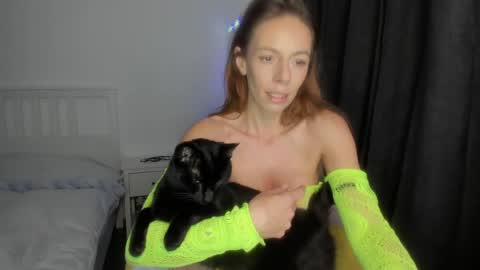 Snapshot of kayyrachyl chatting on March 27, 3:23 am kayyrachyl online show from March 27, 3:23 am