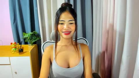 Snapshot of kazel_dominant chatting on December 22, 2:06 pm KAZEL online show from December 22, 2:06 pm