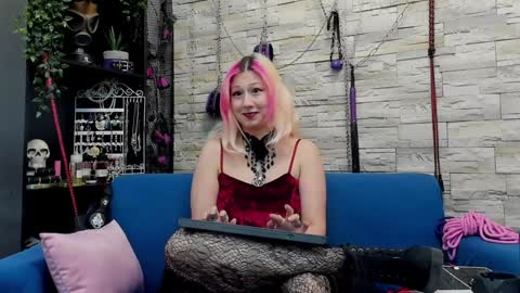 Snapshot of kaziaswart chatting on January 3, 12:43 am Miss Kazia online show from January 3, 12:43 am