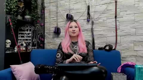Snapshot of kaziaswart chatting on February 13, 1:40 am Miss Kazia online show from February 13, 1:40 am